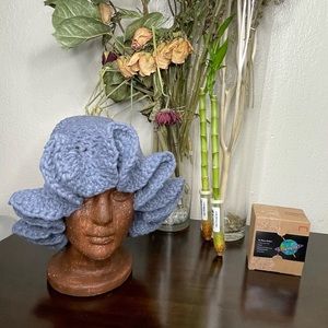 Crochet ruffled hat